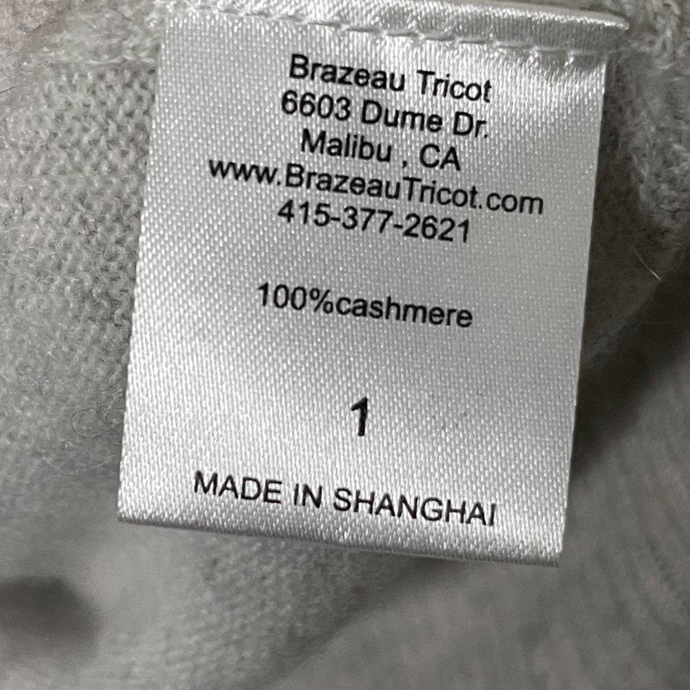 Brazeau Tricot | Cashmere Cardigan Sweater in Muslin Gray - Picture 8 of 8